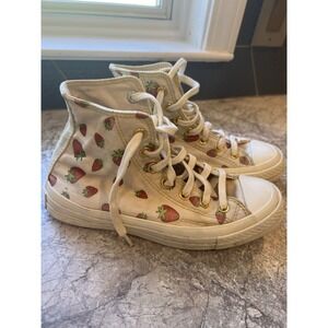 Converse Chuck Taylor All Star High Top Strawberry Print Womens 6.5 Mens 4.5